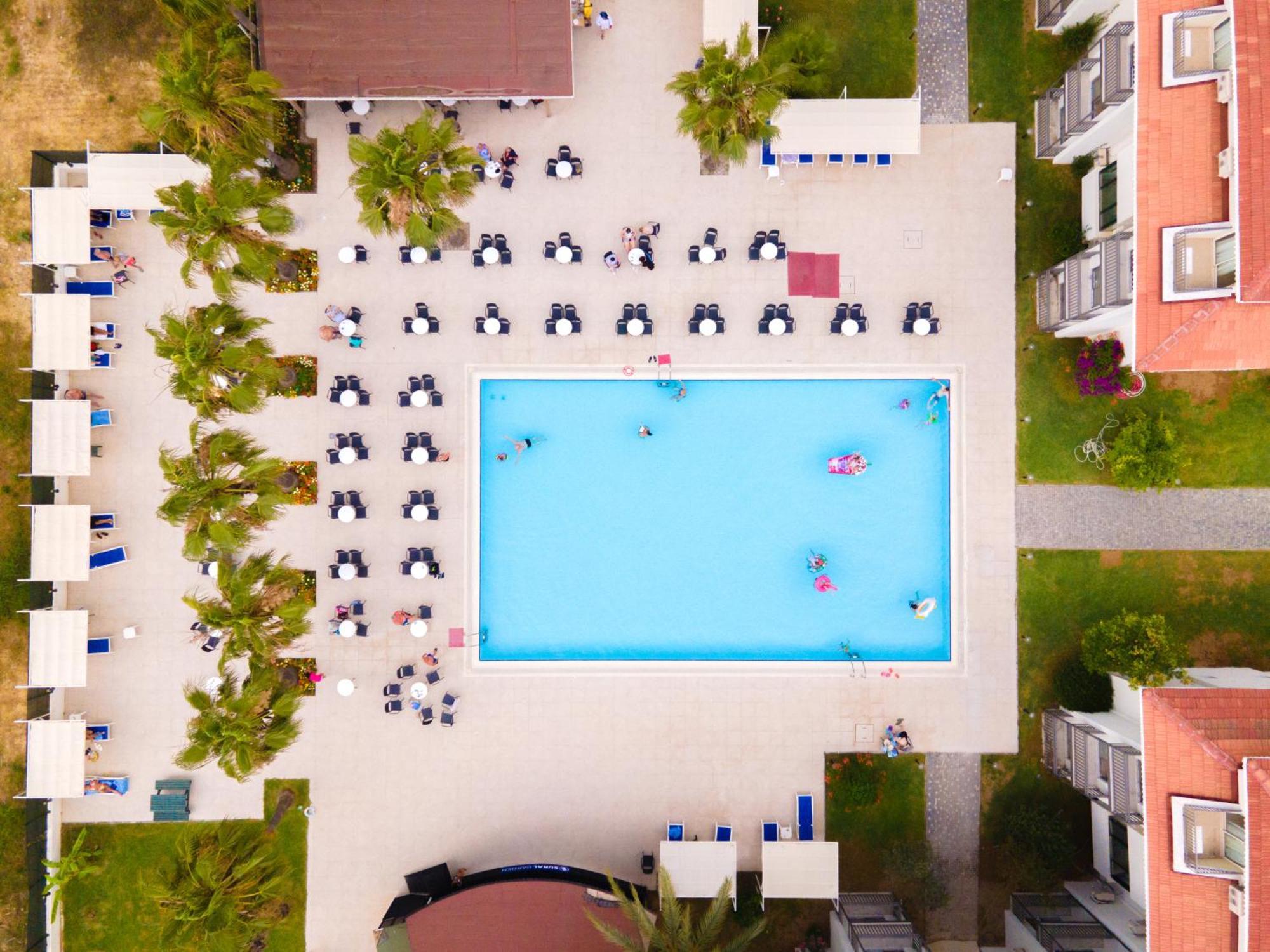 Sural Garden Hotel Side Exterior photo